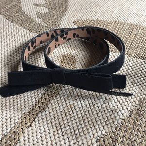 Small Betsy Johnson Black Bow Belt